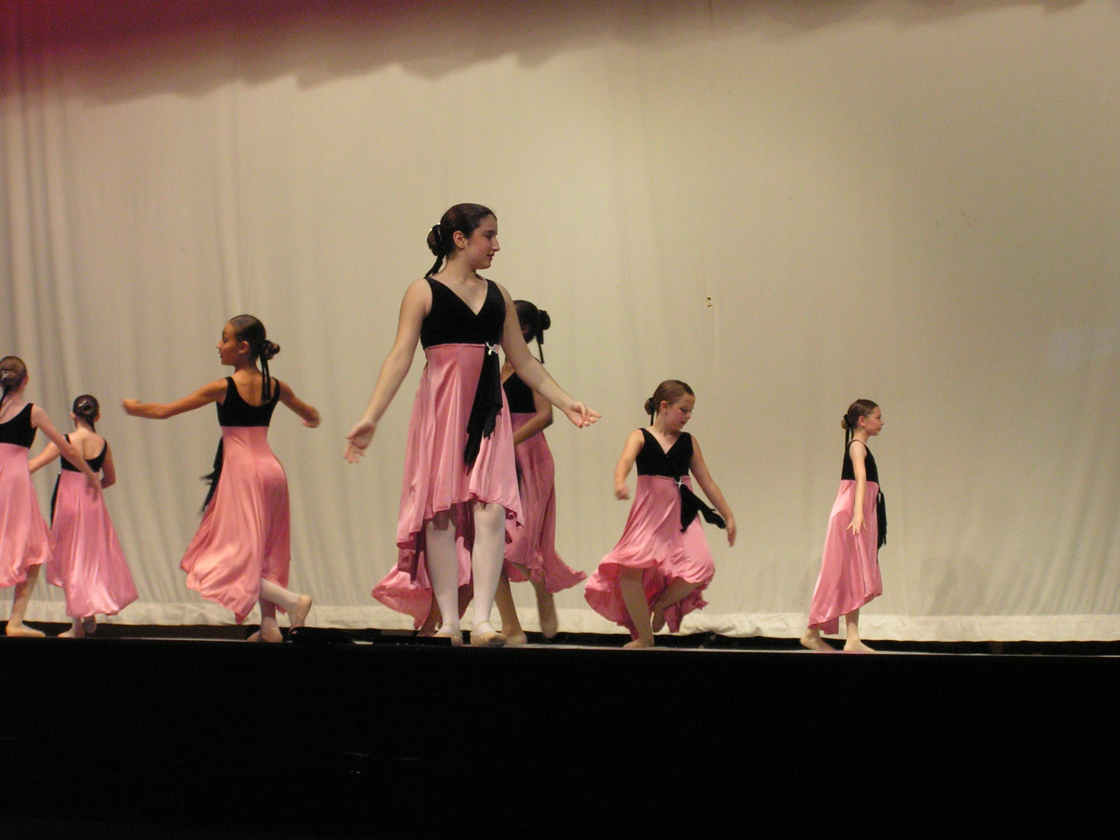 ./2006/Dance Recital/Danceurs Recital 20 0020.JPG